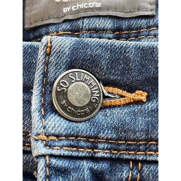 Chicos Women’s Blue  Denim 1.5/S So SlimmingCropDistressed Pants Office/Casual - Picture 5 of 9